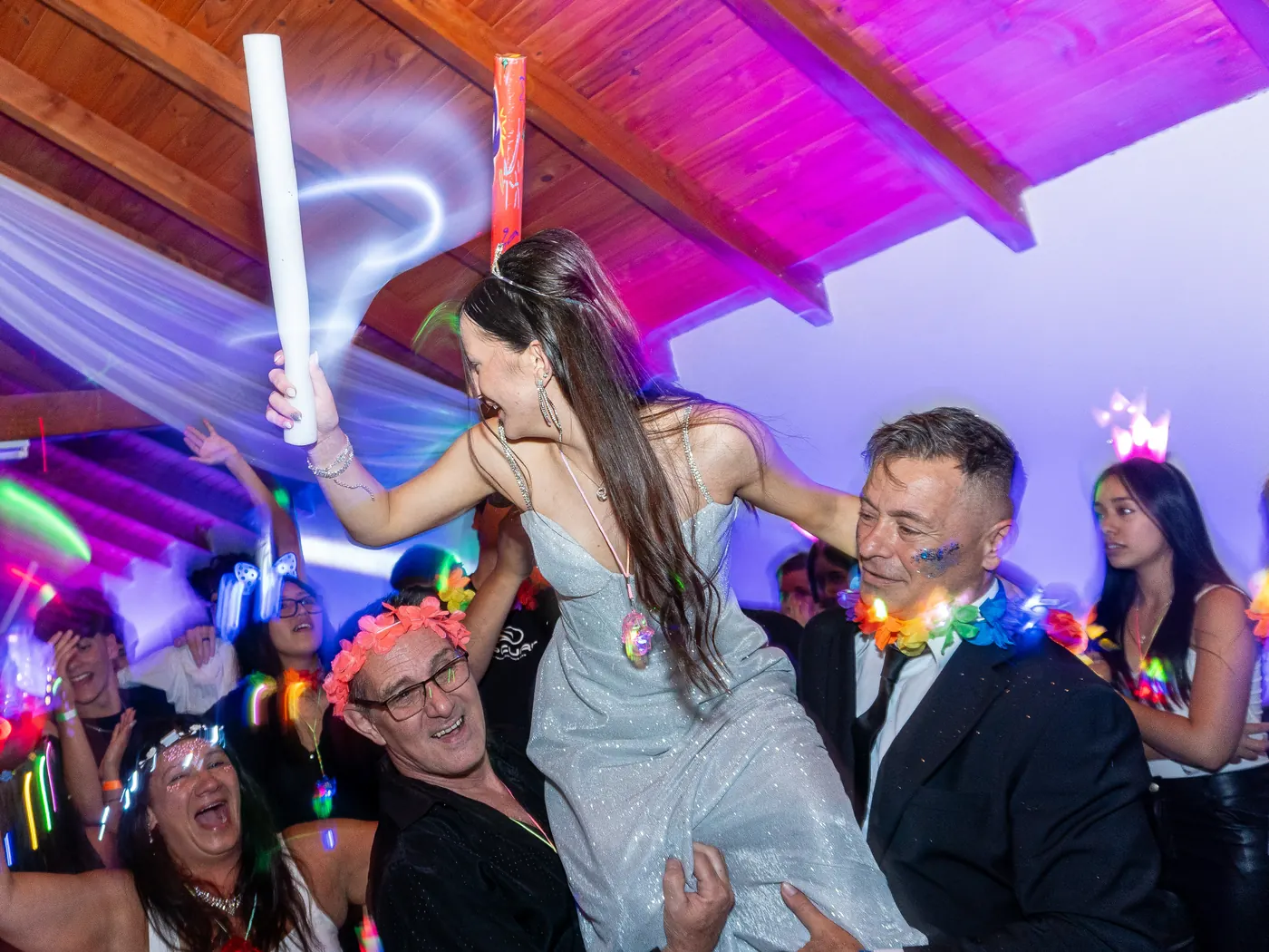 Arriba la quinceañera – fotógrafo de XV años en Villa La Angostura