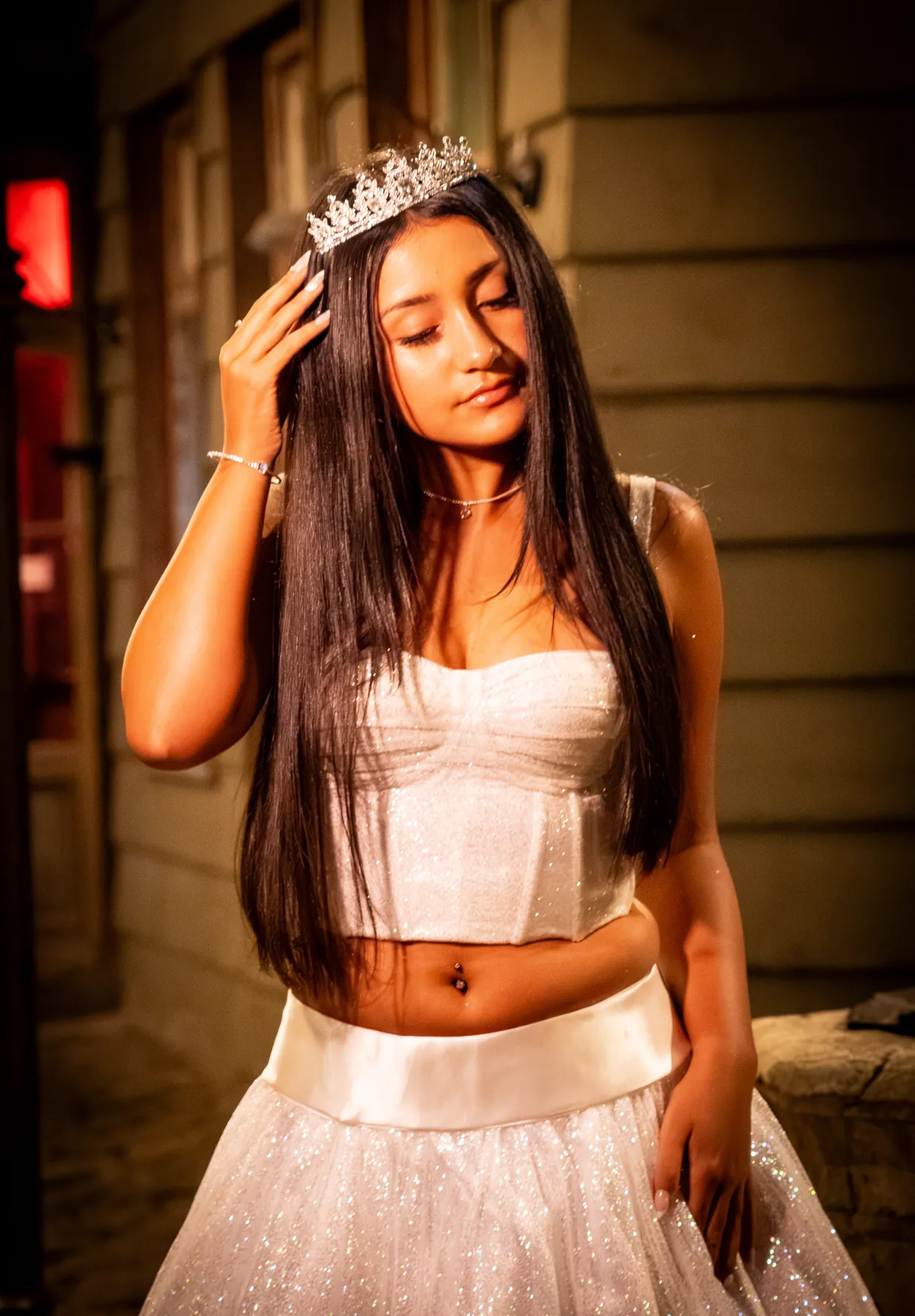Retrato nocturno con tiara – fotógrafo de XV años en Villa La Angostura